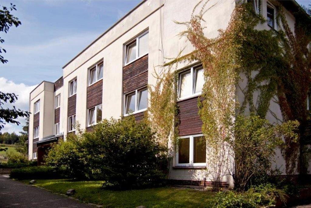 Holiday Park Vrchlabi - Lisci Farma Bagian luar foto
