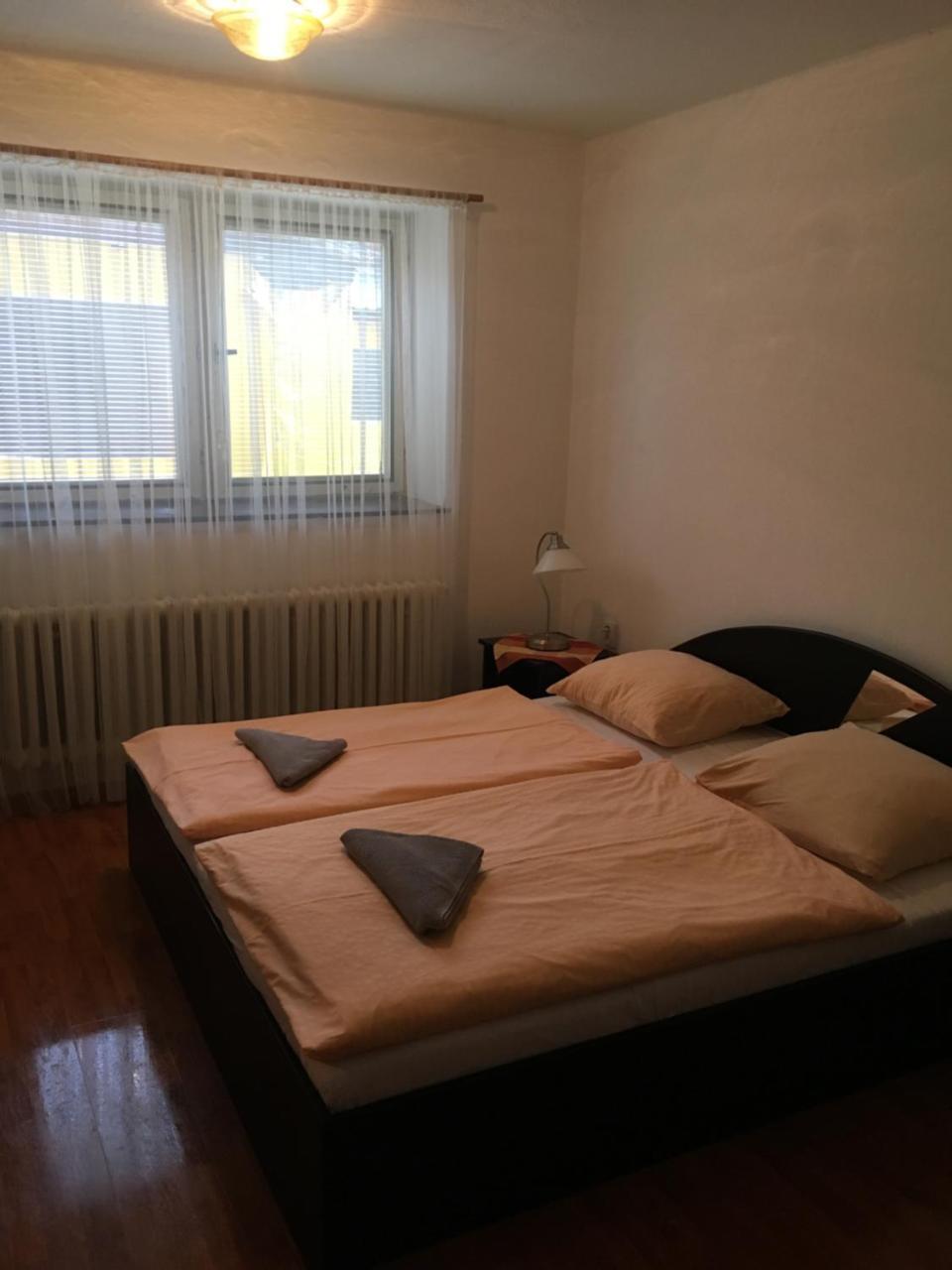 Holiday Park Vrchlabi - Lisci Farma Bagian luar foto